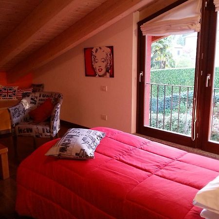 B&B Douglas House Varese Eksteriør bilde