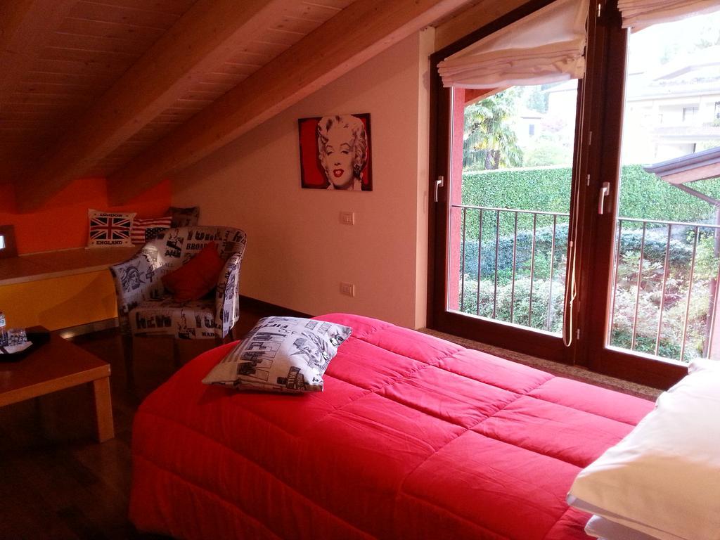 B&B Douglas House Varese Eksteriør bilde